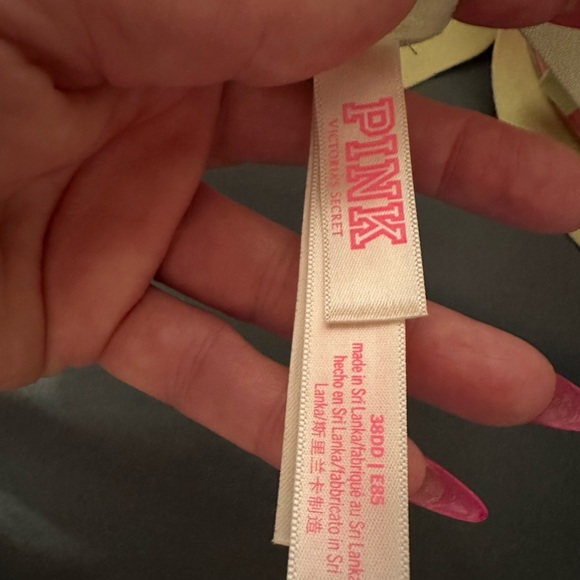 PINK Bra - Picture 3 of 4